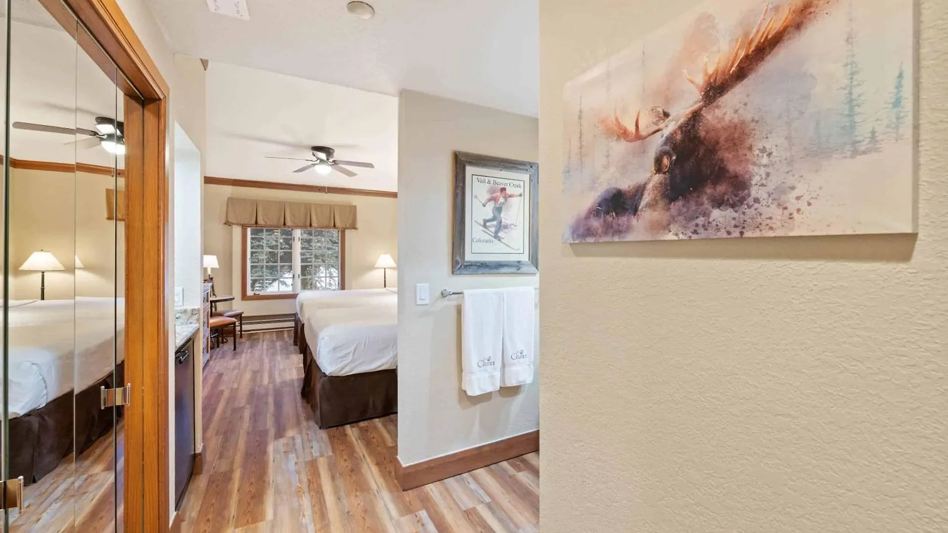 Apartment The Charter At E1505 Beaver Creek
