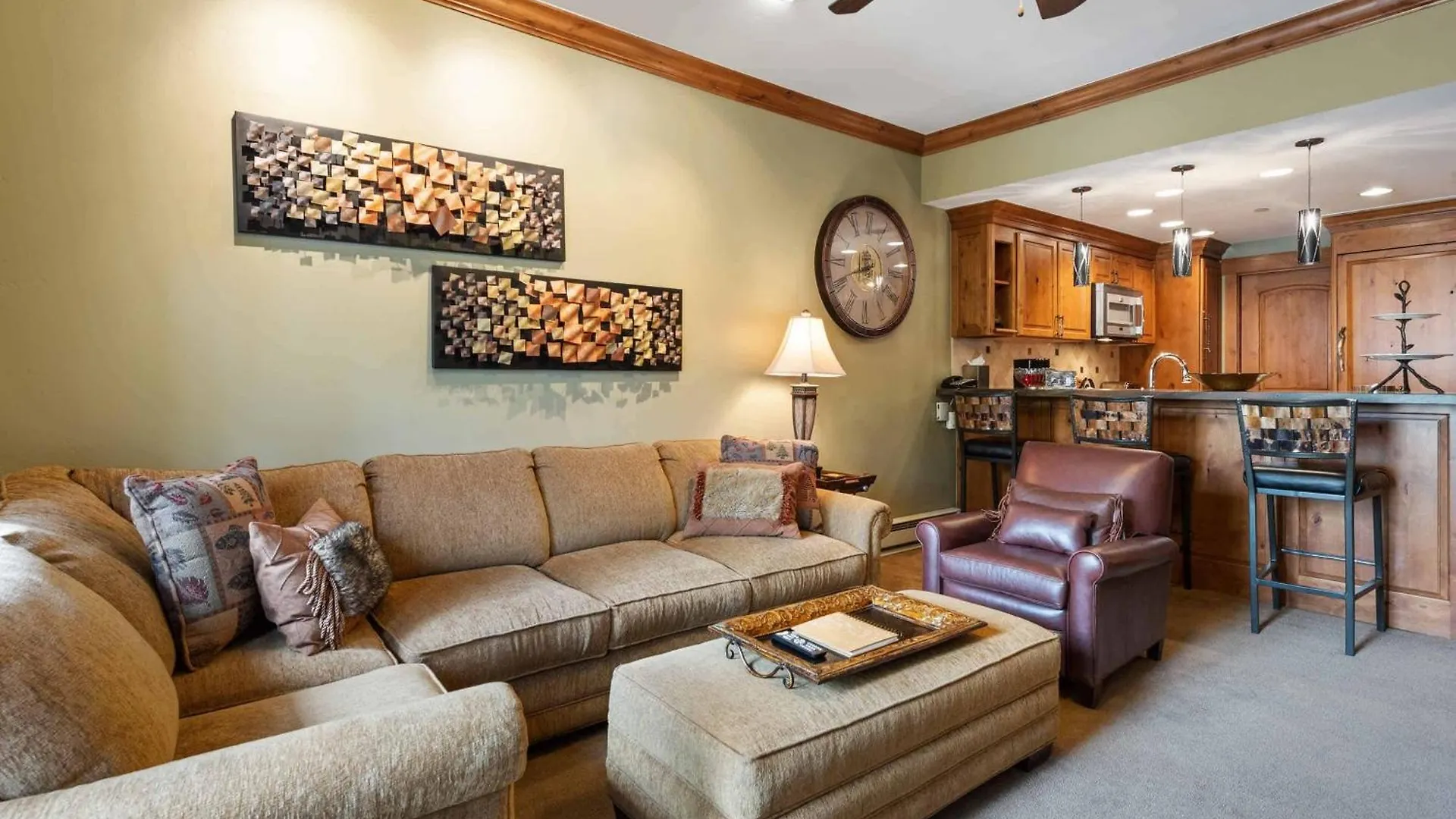 The Charter At E1405 Apartment Beaver Creek