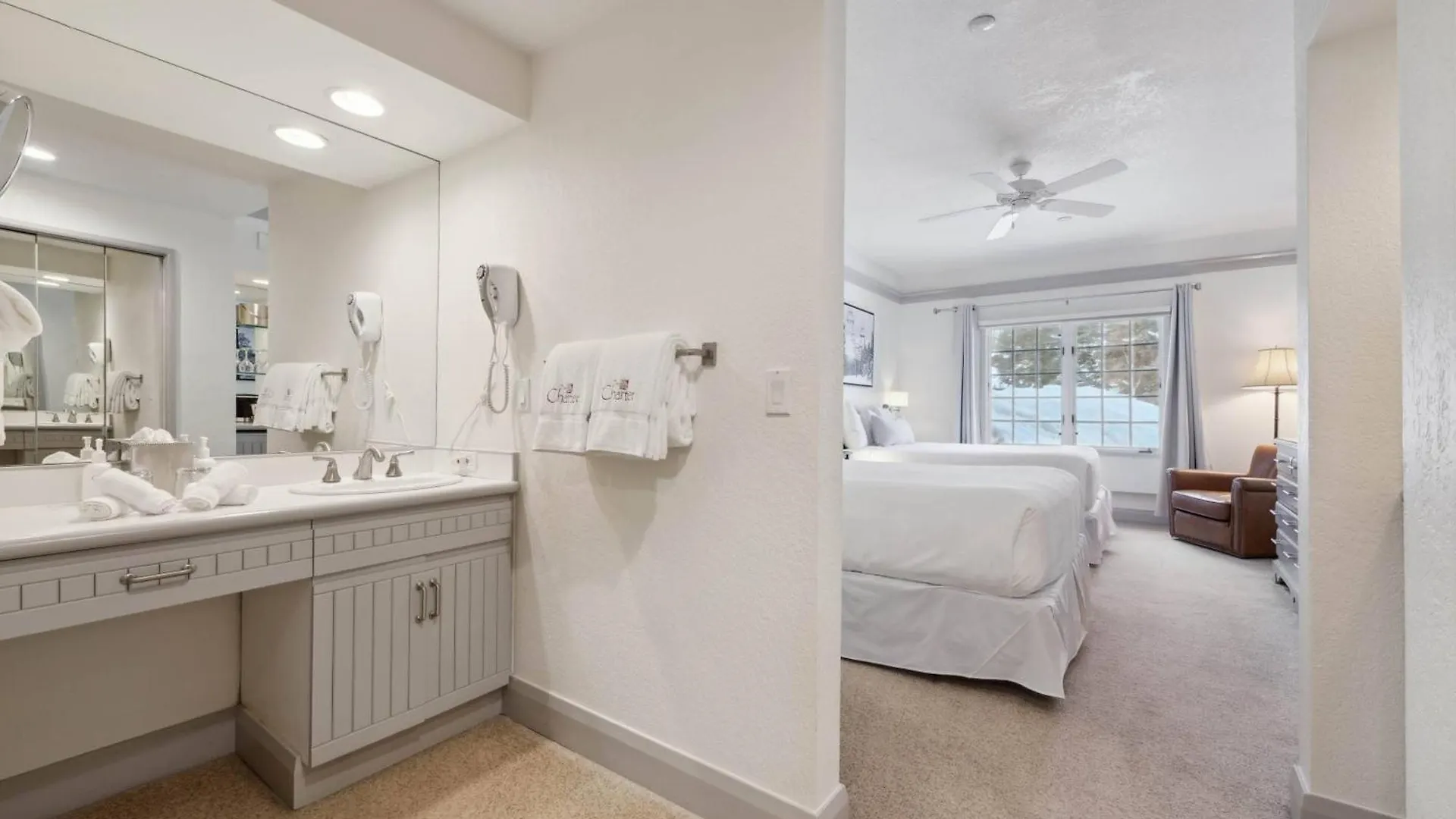 Apartment The Charter At D1205 Beaver Creek