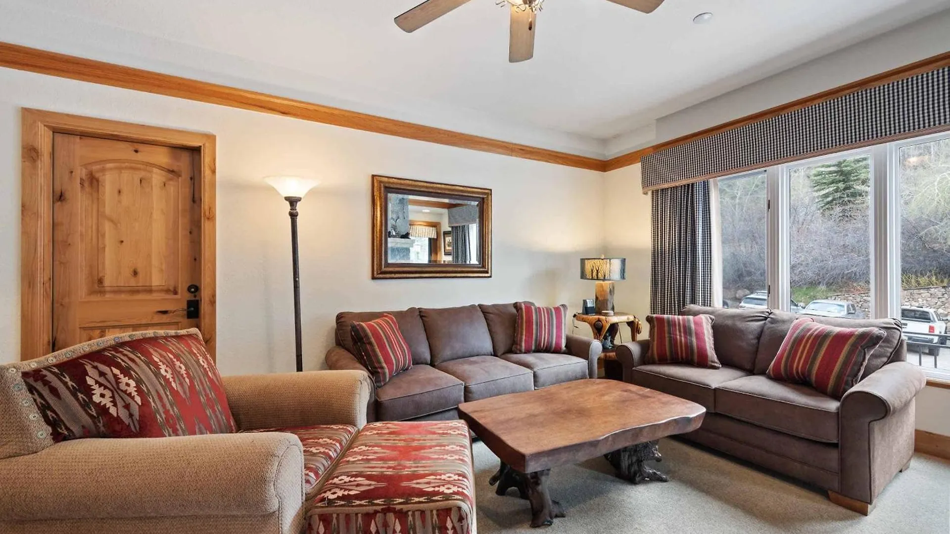 The Charter At D2705 Apartment Beaver Creek
