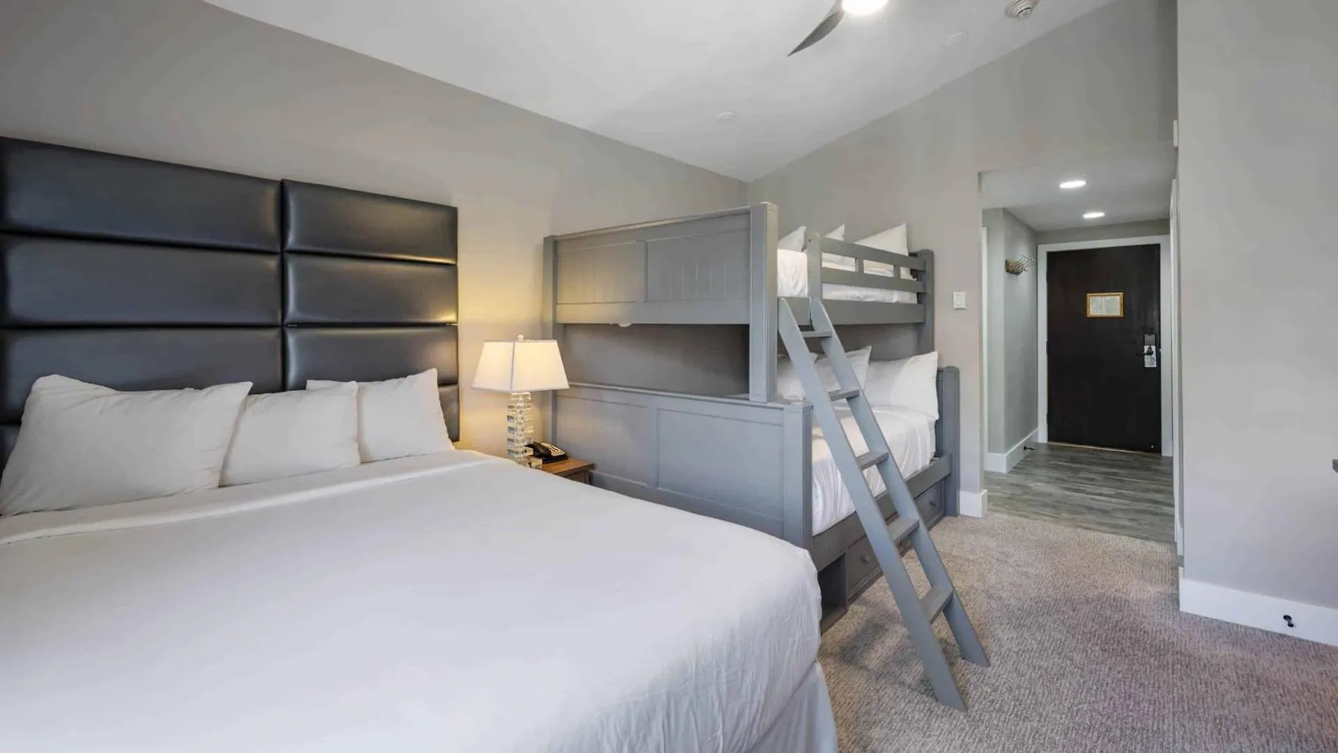 The Charter At D4805 Apartment Beaver Creek