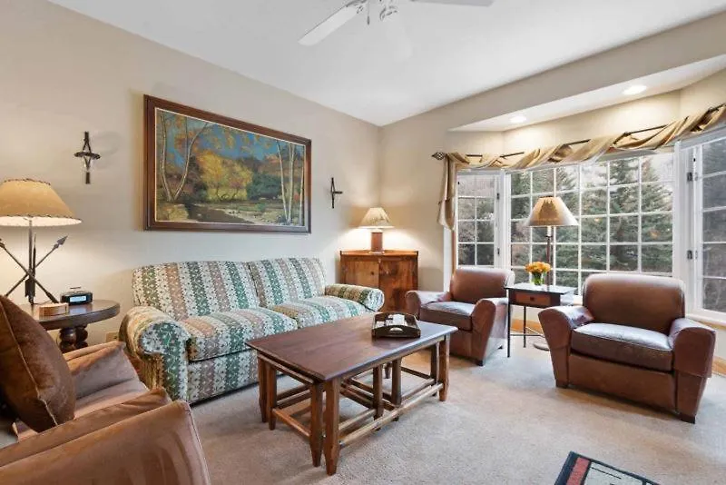 Apartment The Charter At D240