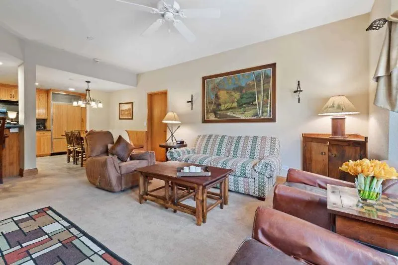 Apartment The Charter At D240