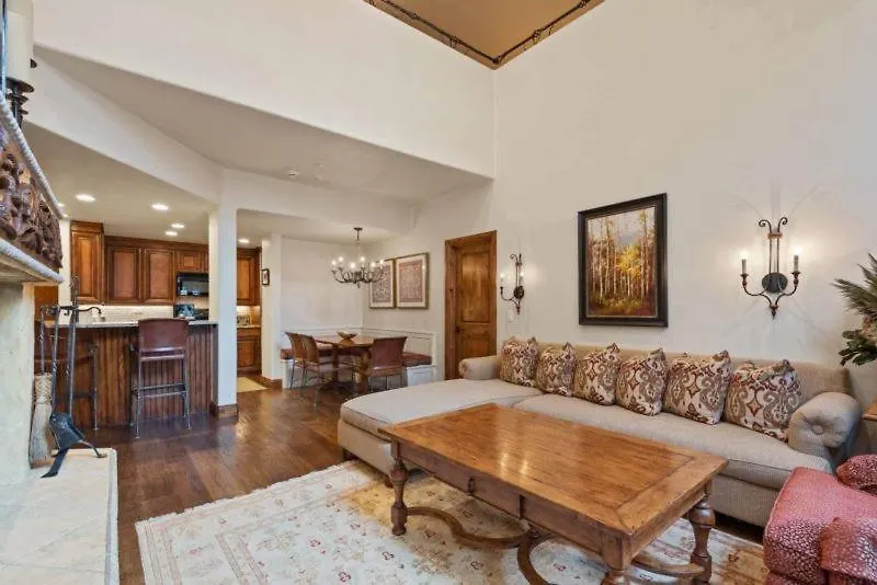 Apartment The Charter At G230 Beaver Creek