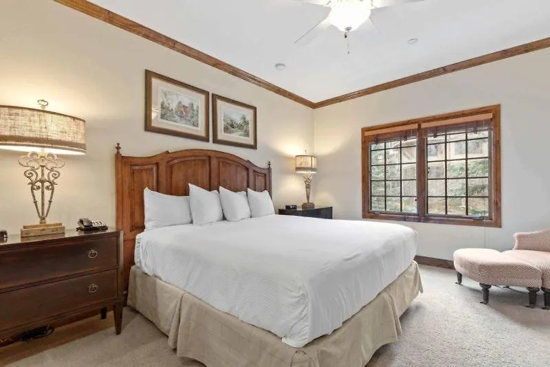The Charter At G230 Apartment Beaver Creek