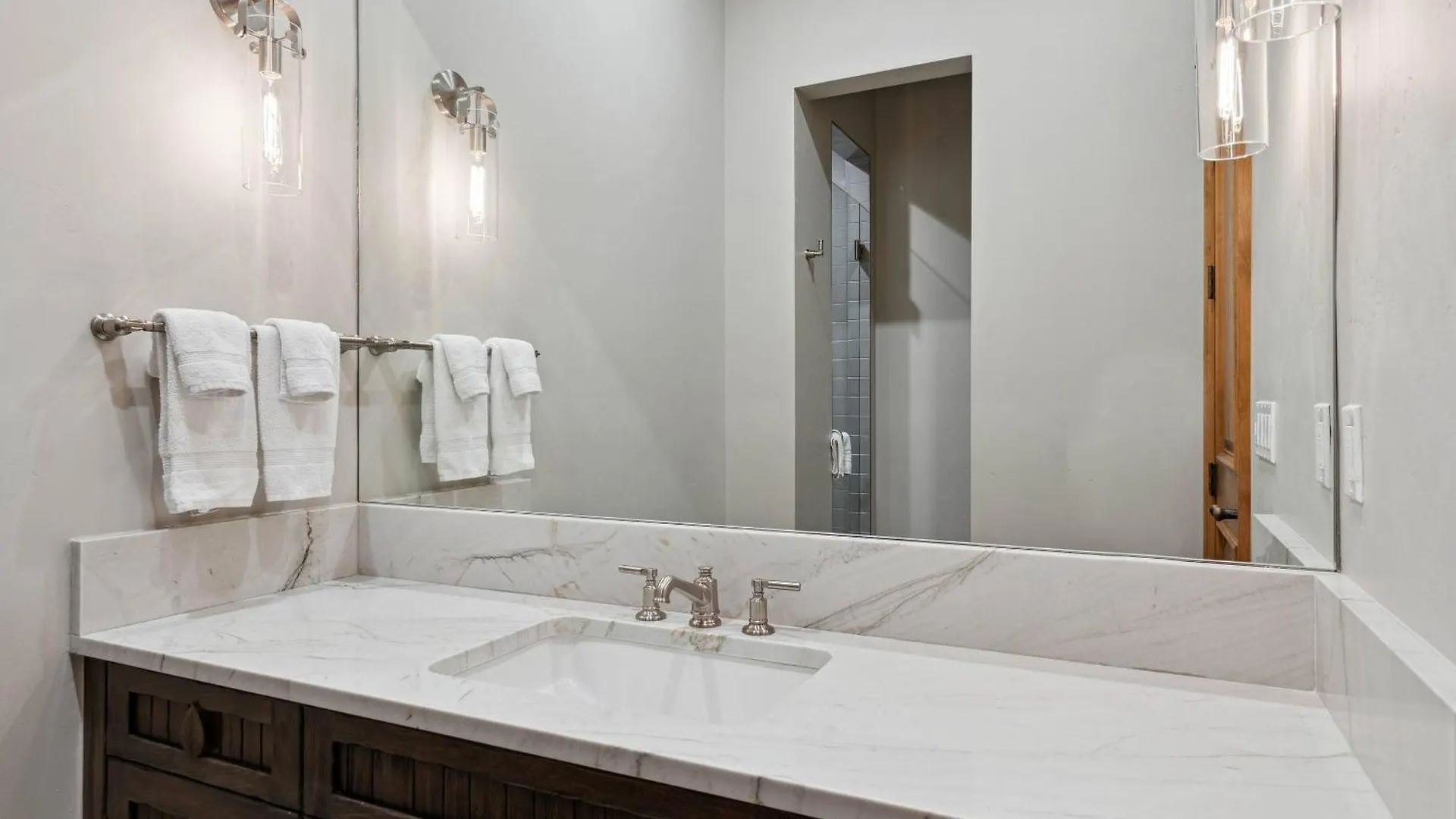 536 Elkhorn Luxury By East West Hospitality Beaver Creek