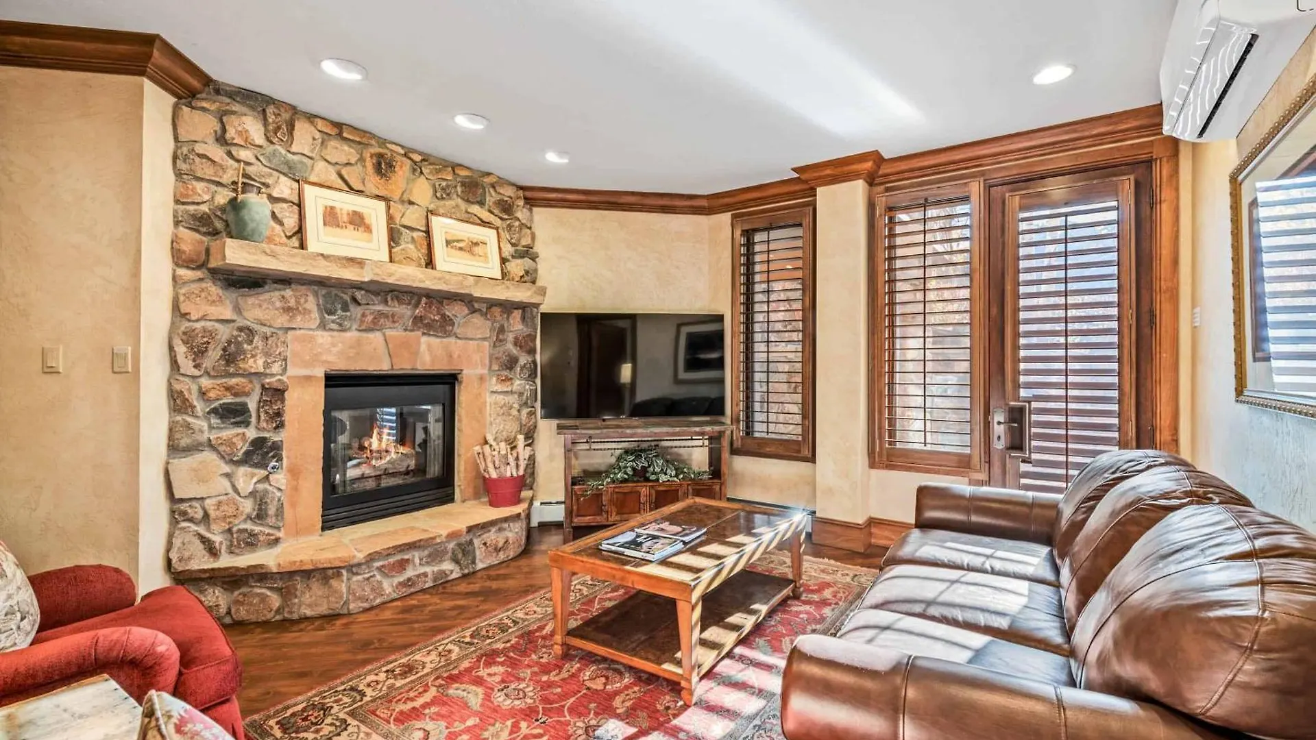 Apartment Mccoy Peak 108 By East West Hospitality Beaver Creek