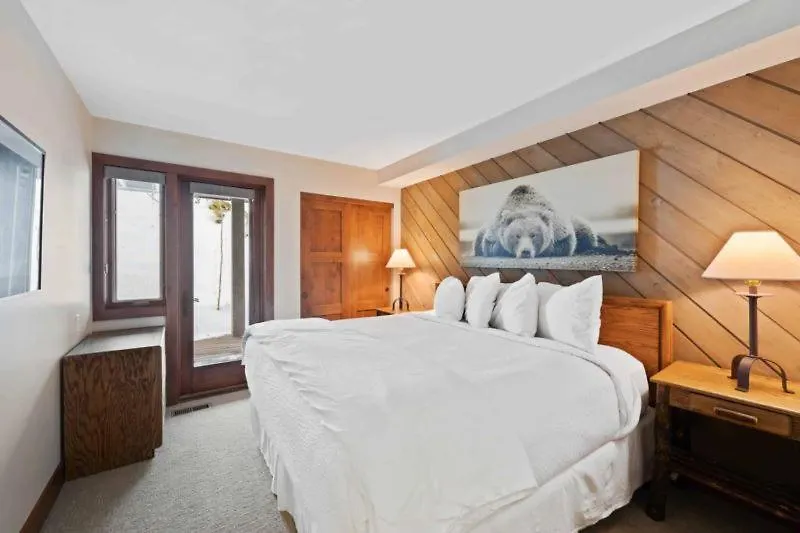 Ridgepoint Townhome 142 By East West Hospitality Beaver Creek