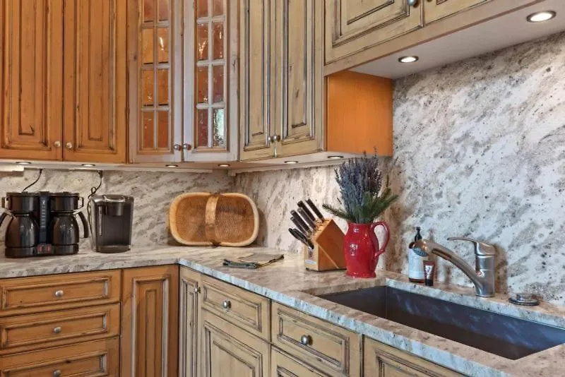 Quartermoon 1266 By East West Hospitality Holiday home
