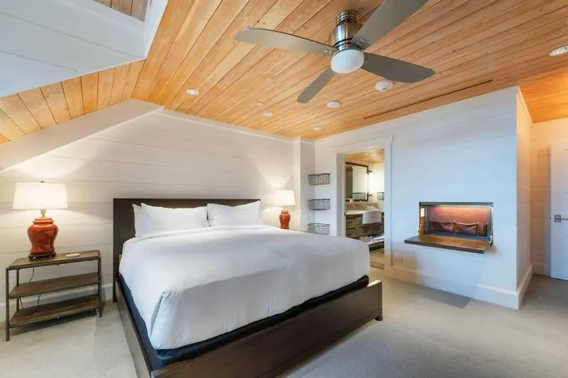 Hyatt 06 By East West Hospitality *