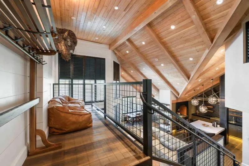 Apartment Hyatt 06 By East West Hospitality