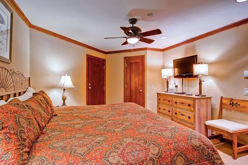 Apartment Village Hall 1415 By East West Hospitality Beaver Creek