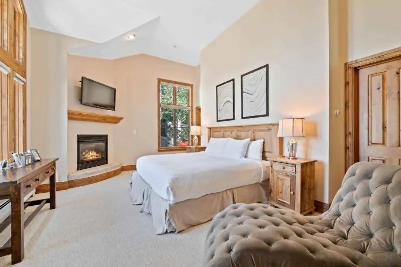 Apartment At Montane 06 By East West Hospitality