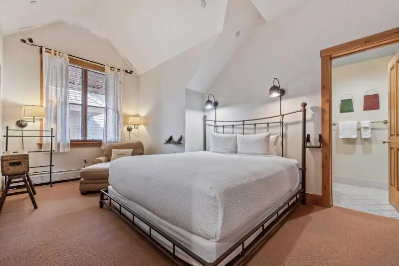 Apartment Montane 217 By East West Hospitality *