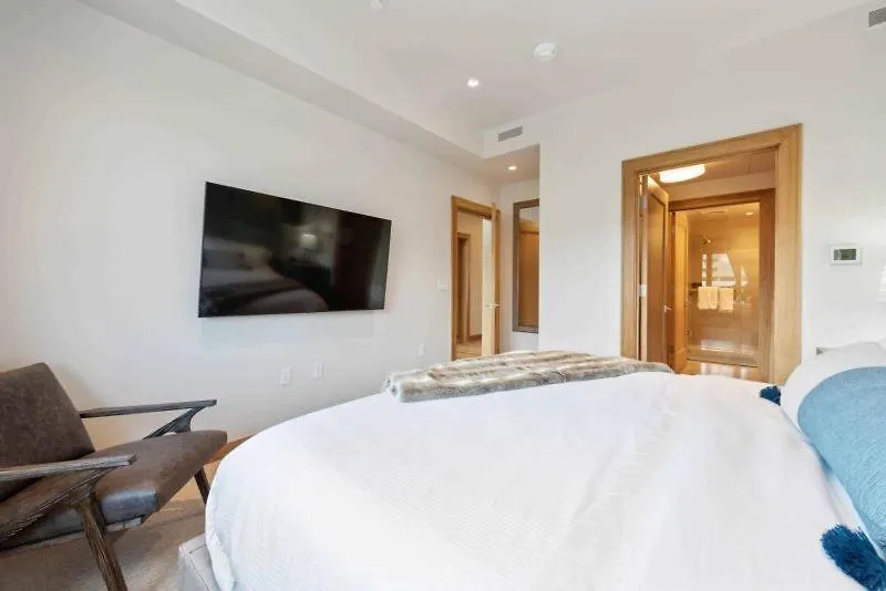 Apartment Riverfront 403 By East West Hospitality Beaver Creek
