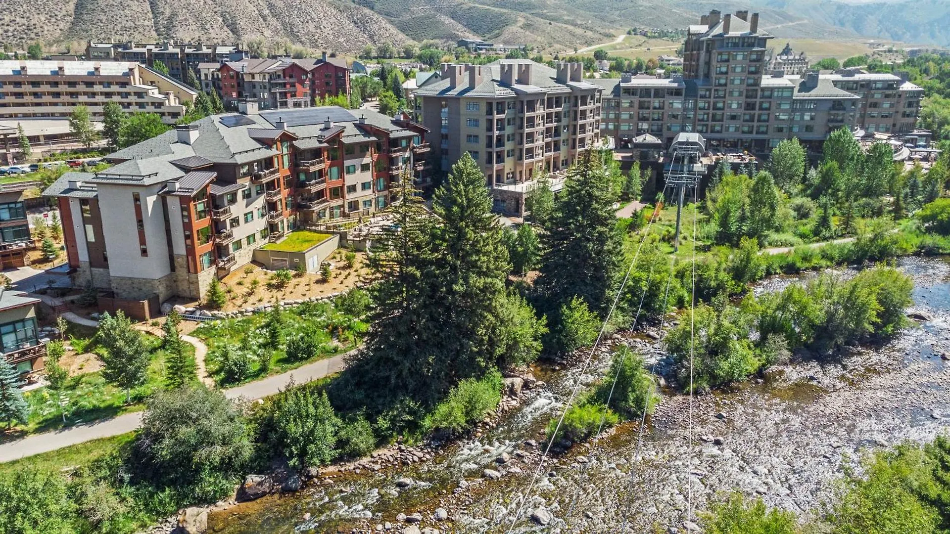 Riverfront 306 By East West Hospitality * Beaver Creek