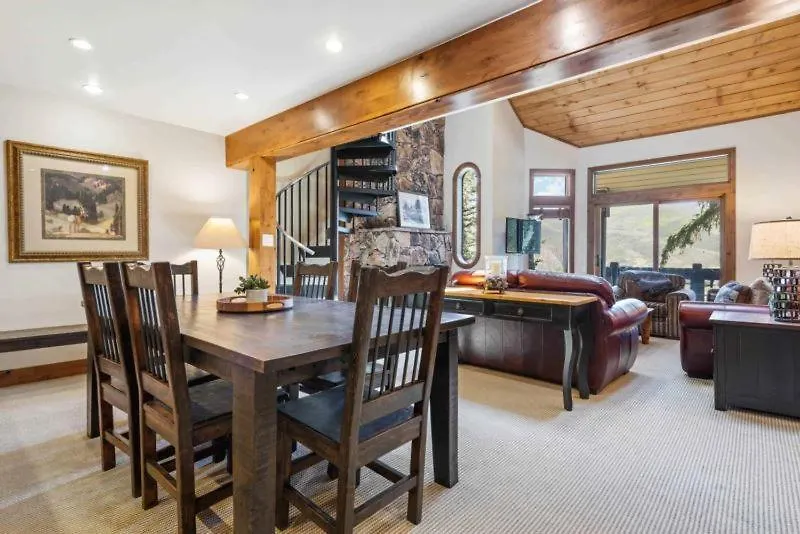 Apartment Ridgepoint Townhome 122 By East West Hospitality