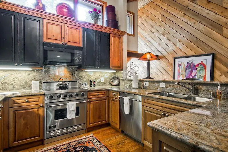 Ridgepoint Townhome 115 By East West Hospitality Beaver Creek