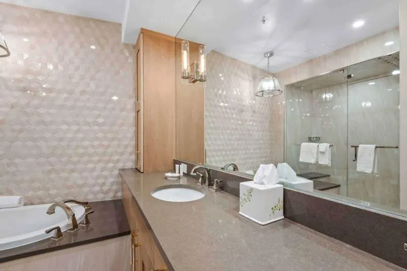 Oxford Court 302 By East West Hospitality Apartment *