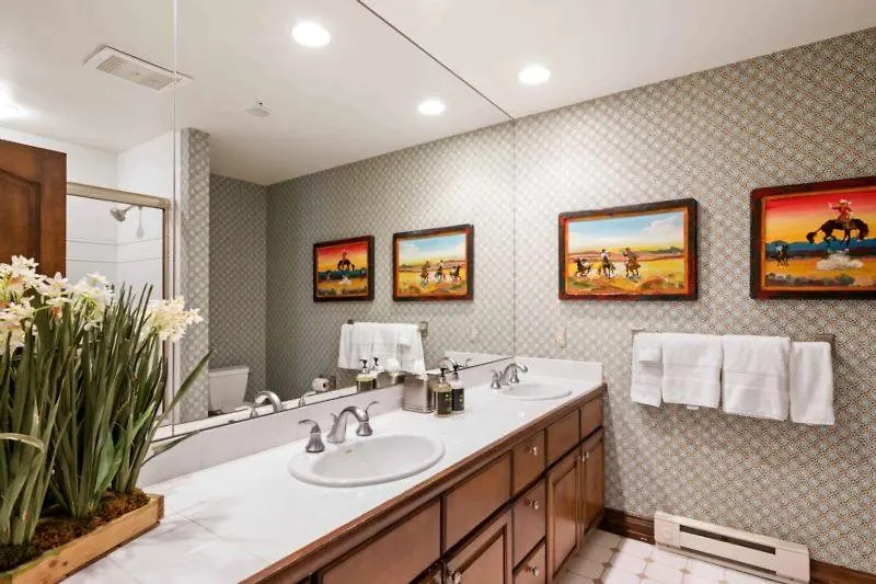 Oxford Court 210 By East West Hospitality Apartment *