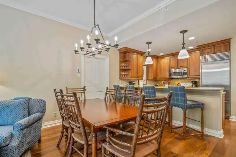 Oxford Court 208 By East West Hospitality * Beaver Creek