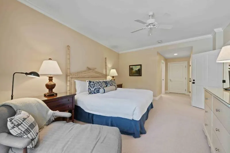 Oxford Court 208 By East West Hospitality