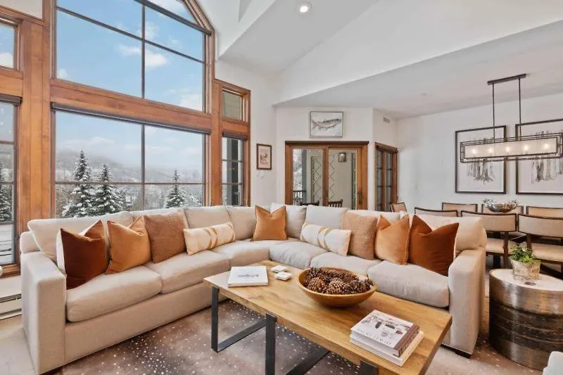 Meadows Townhome S3 By East West Hospitality