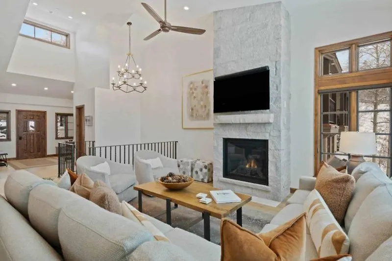 Meadows Townhome S3 By East West Hospitality Apartment *