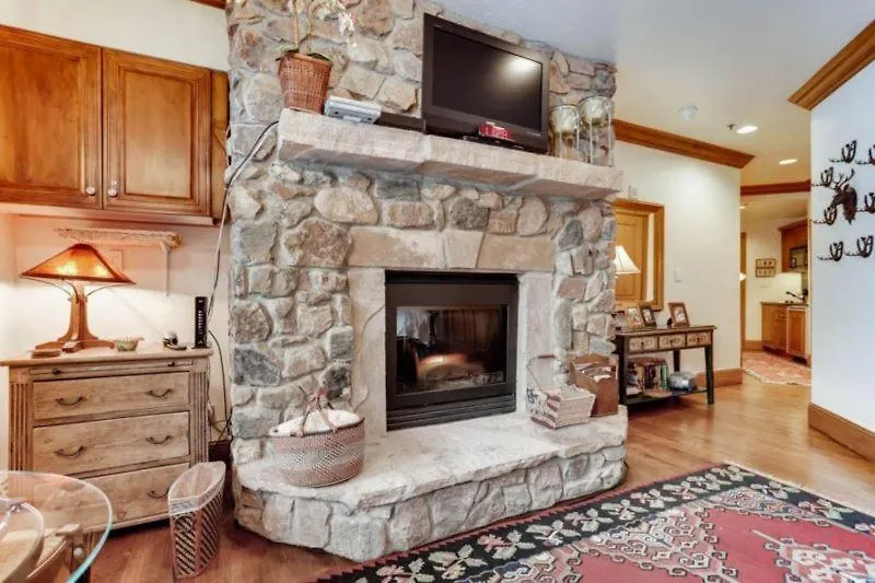 Apartment Mccoy Peak 202 By East West Hospitality