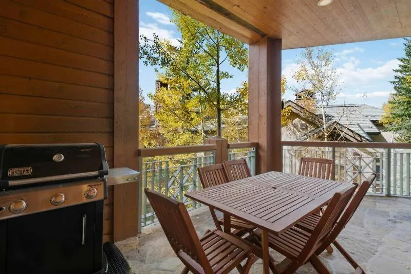 Apartment Mccoy Peak 204 By East West Hospitality *