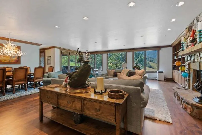 Apartment Mccoy Peak 305 By East West Hospitality Beaver Creek
