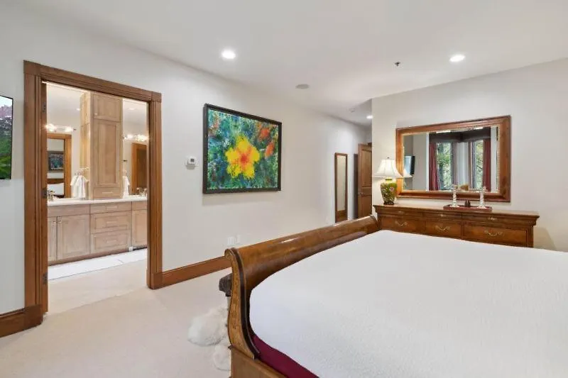 Mccoy Peak 204 By East West Hospitality Apartment Beaver Creek