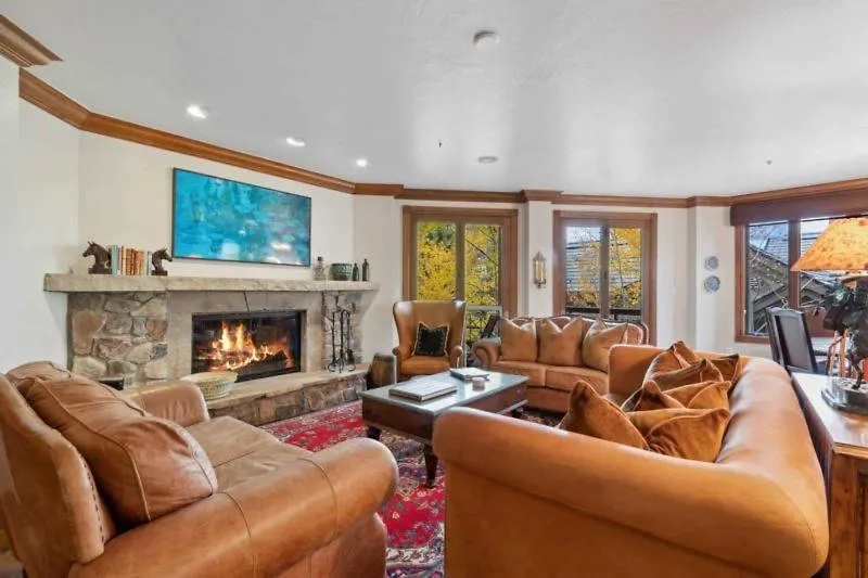 Mccoy Peak 204 By East West Hospitality Apartment Beaver Creek