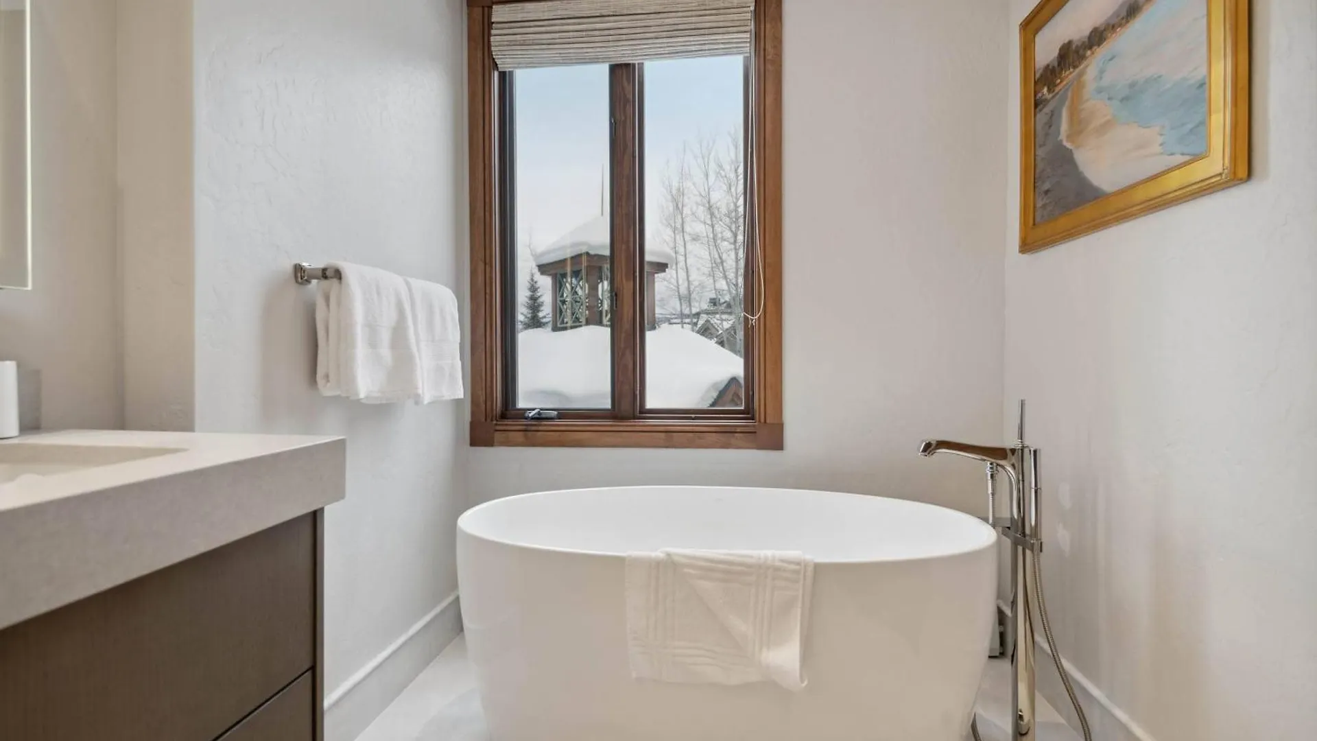 Mccoy Peak 303 By East West Hospitality Apartment Beaver Creek