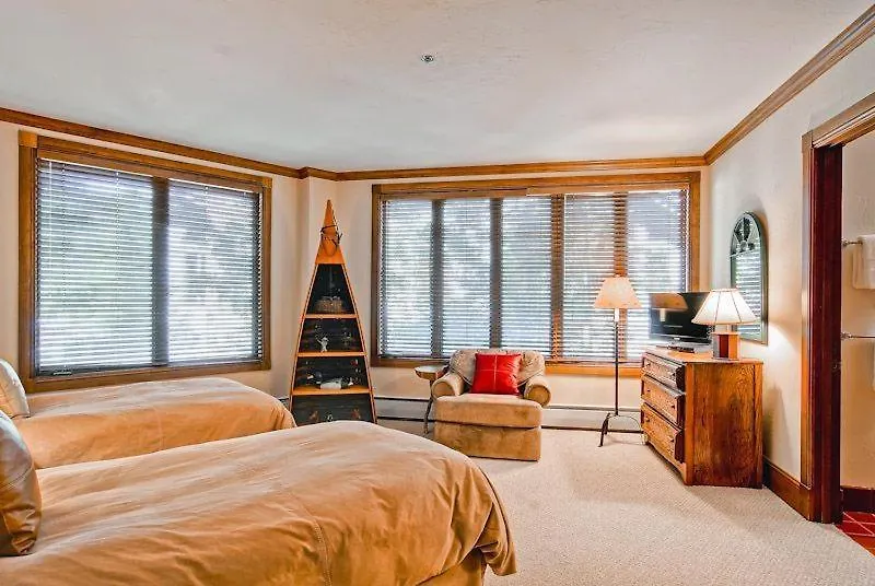 Mccoy Peak 101 By East West Hospitality Apartment Beaver Creek