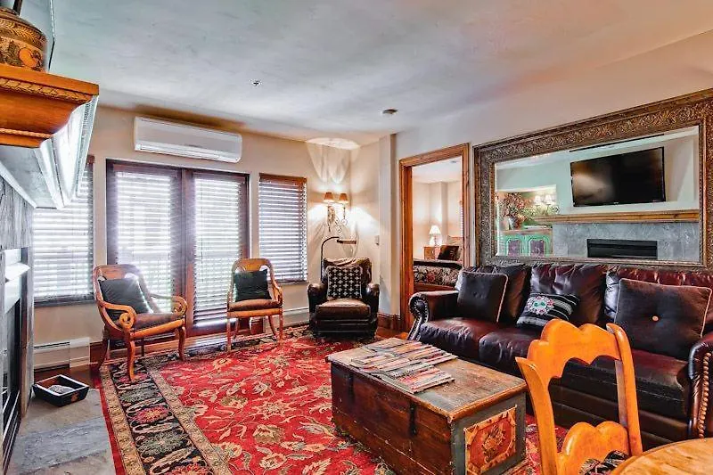 Apartment Market Square 201 By East West Hospitality *