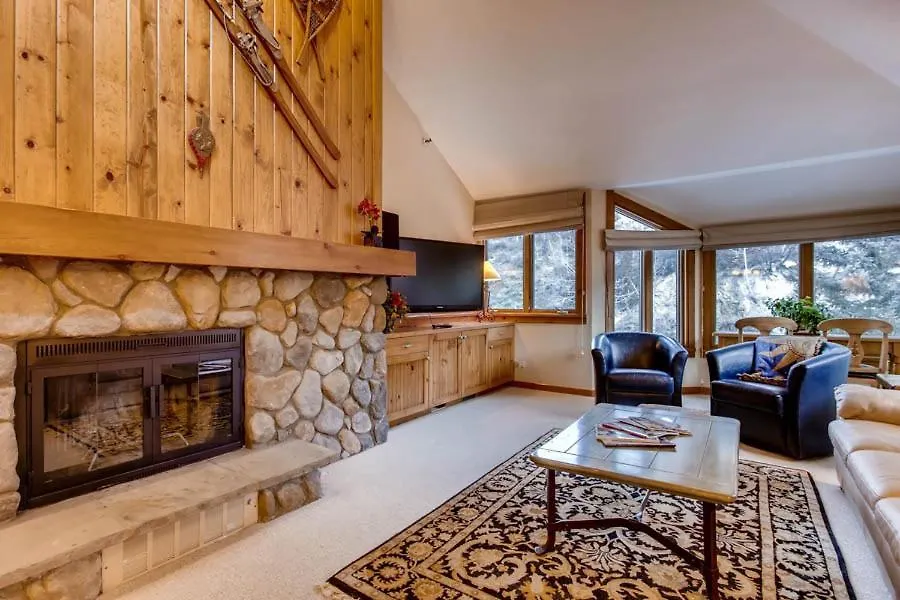 Kiva 432 By East West Hospitality * Beaver Creek