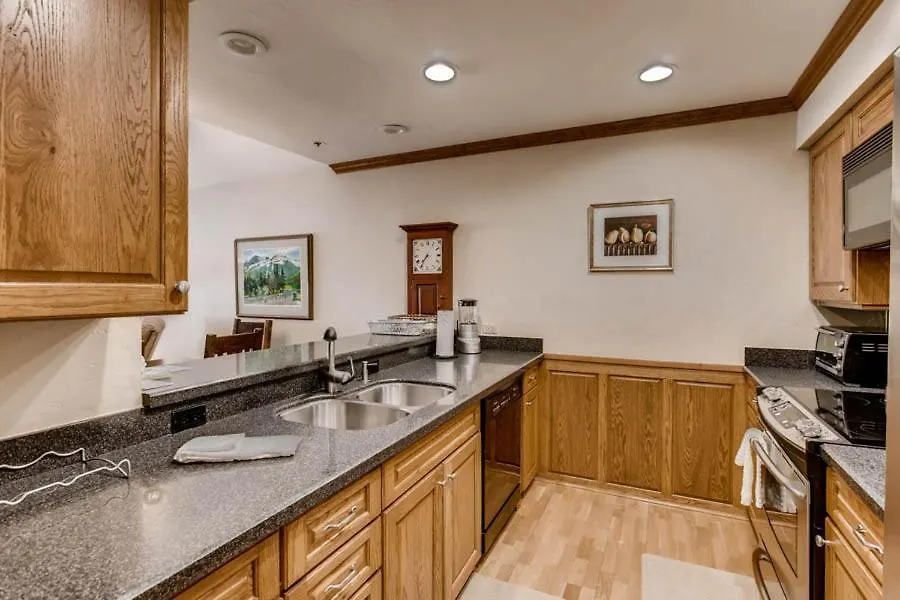 Kiva 432 By East West Hospitality *