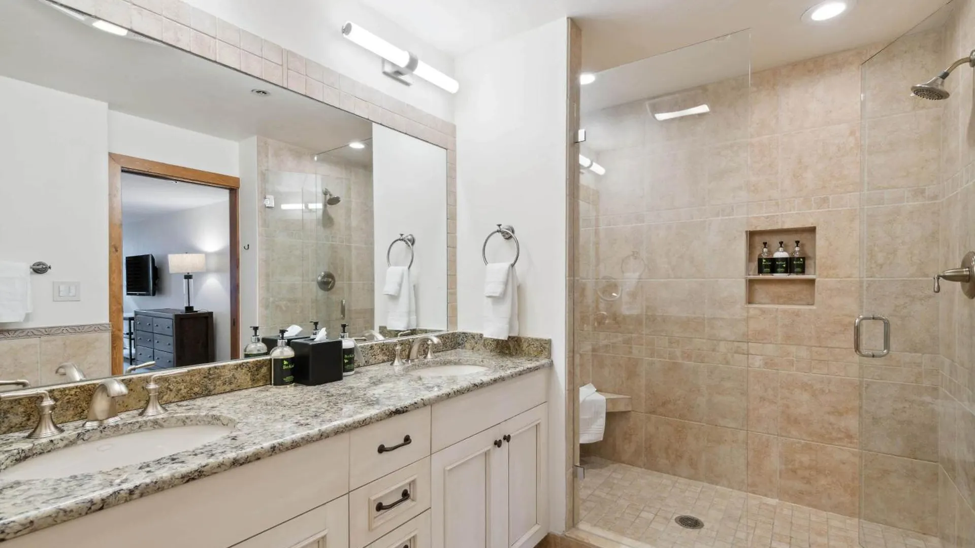 Apartment Kiva 435 By East West Hospitality Beaver Creek