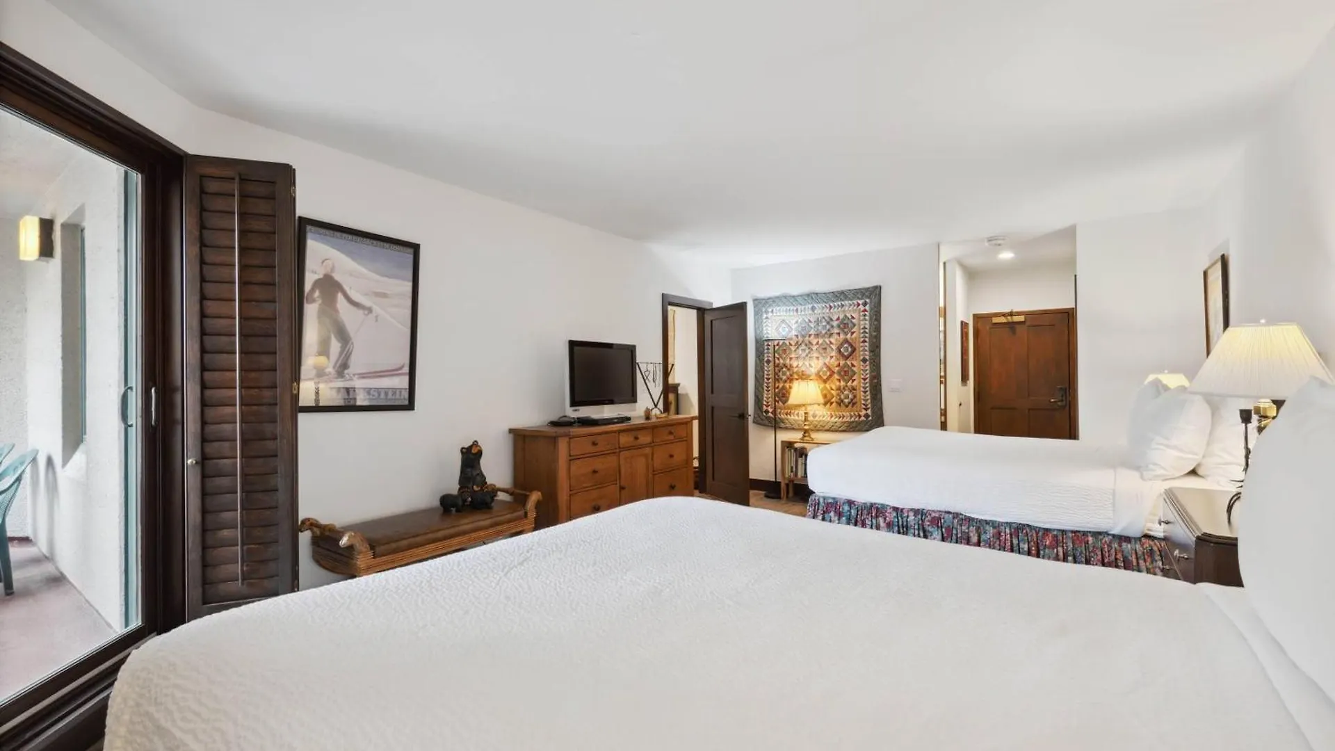 Kiva 228 By East West Hospitality Apartment
