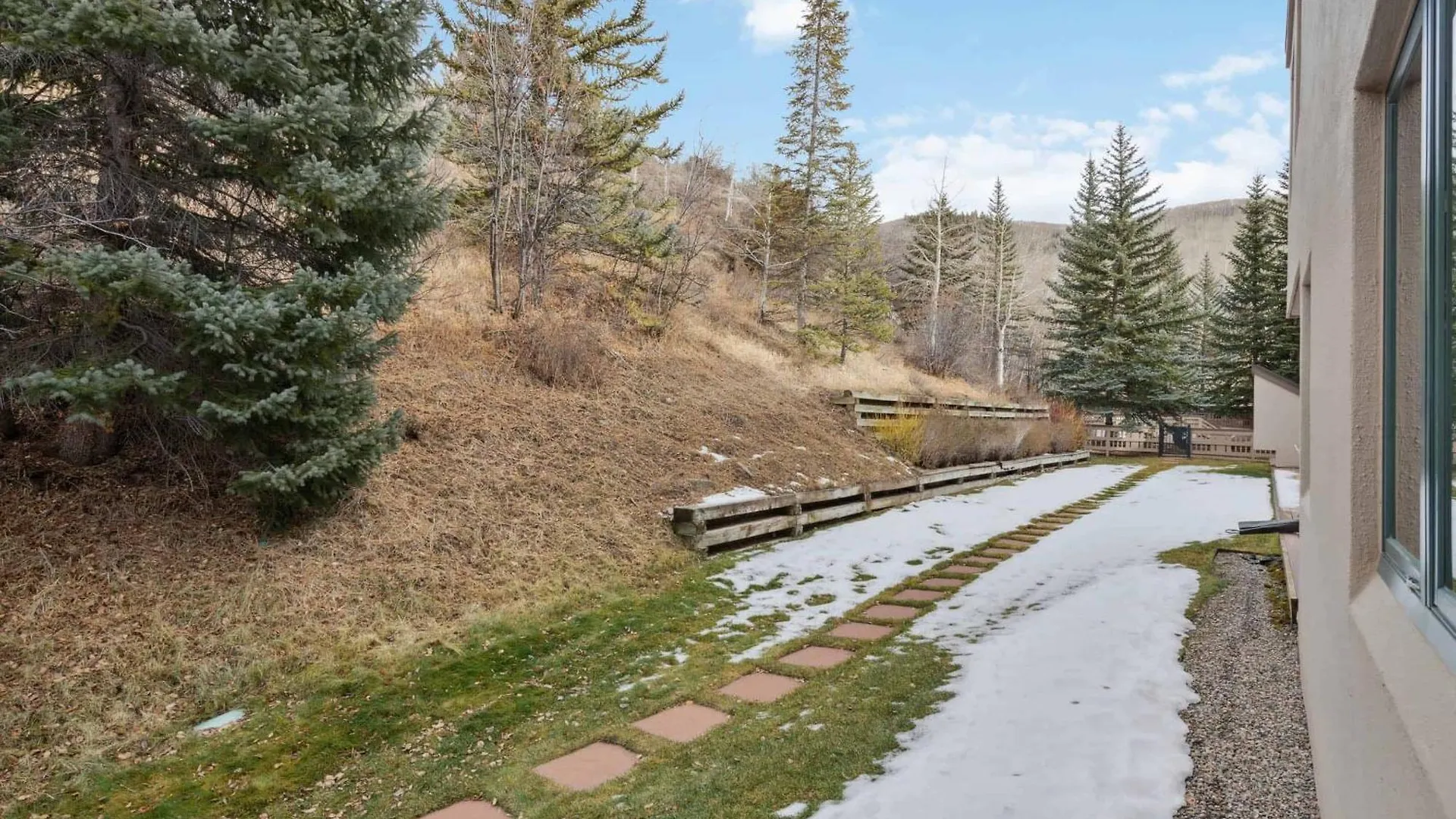 Apartment Kiva 228 By East West Hospitality Beaver Creek