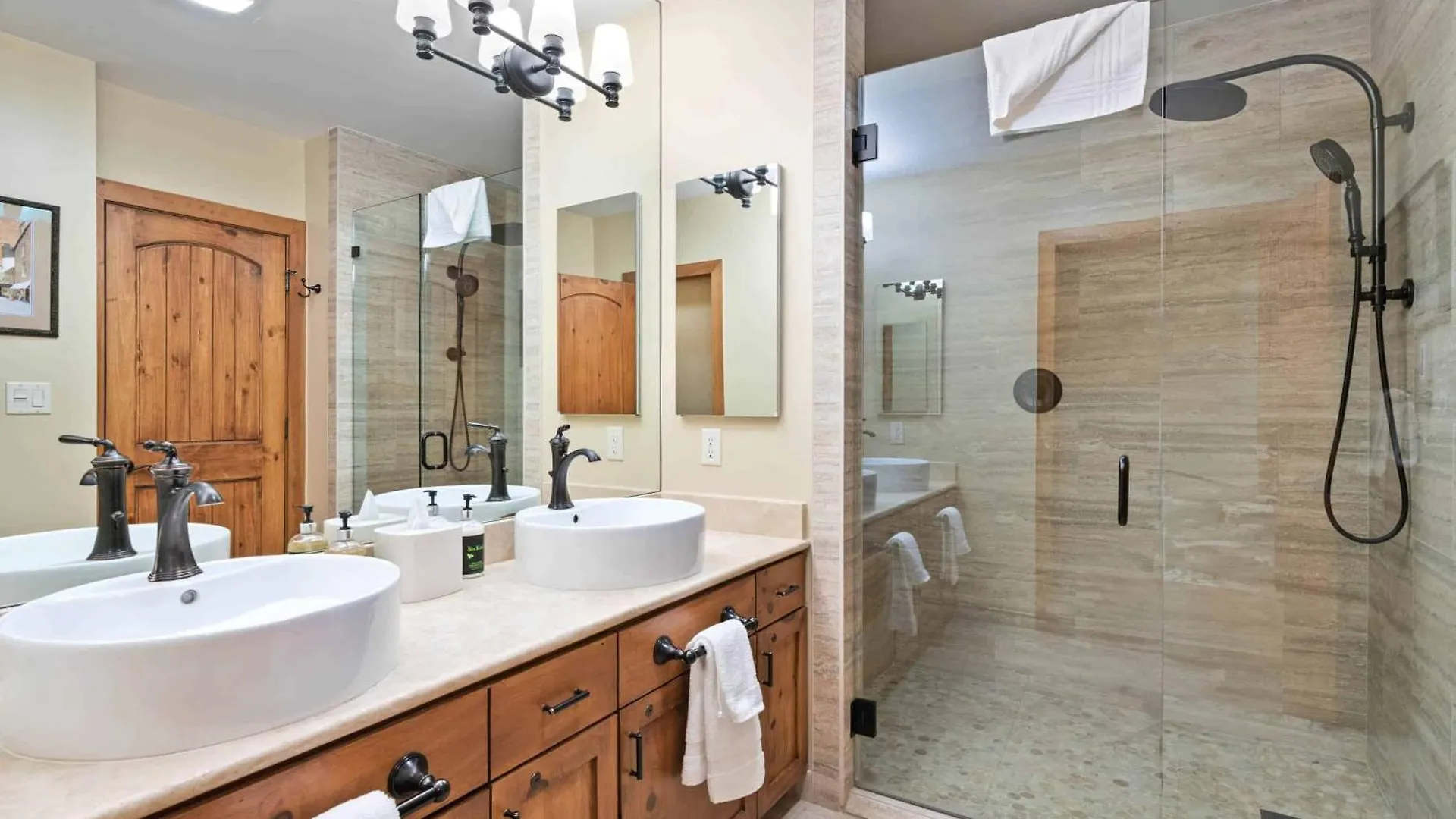 Kiva 235 By East West Hospitality Beaver Creek