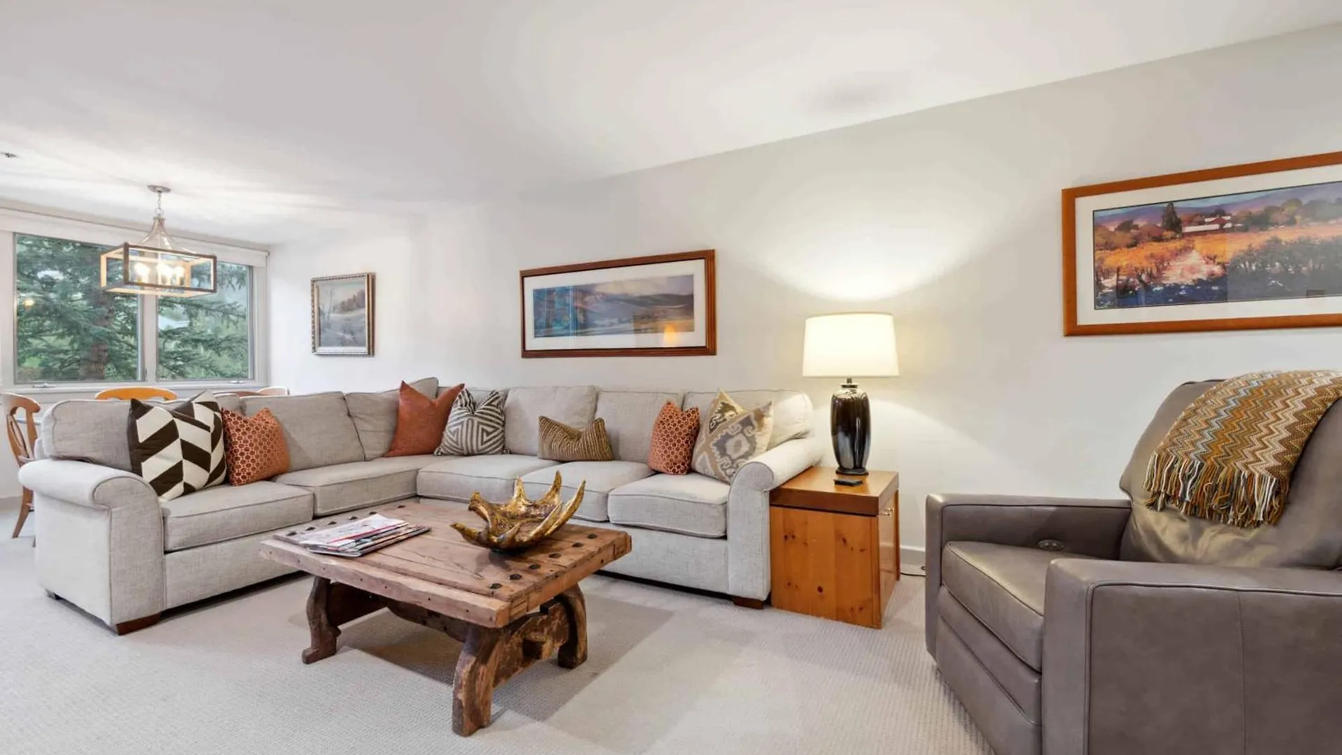 Kiva 329 By East West Hospitality * Beaver Creek
