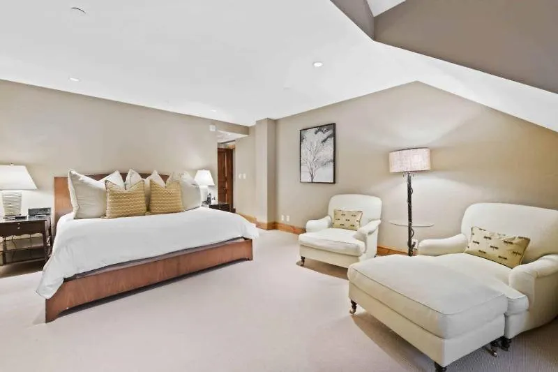 Hyatt 05 By East West Hospitality * Beaver Creek