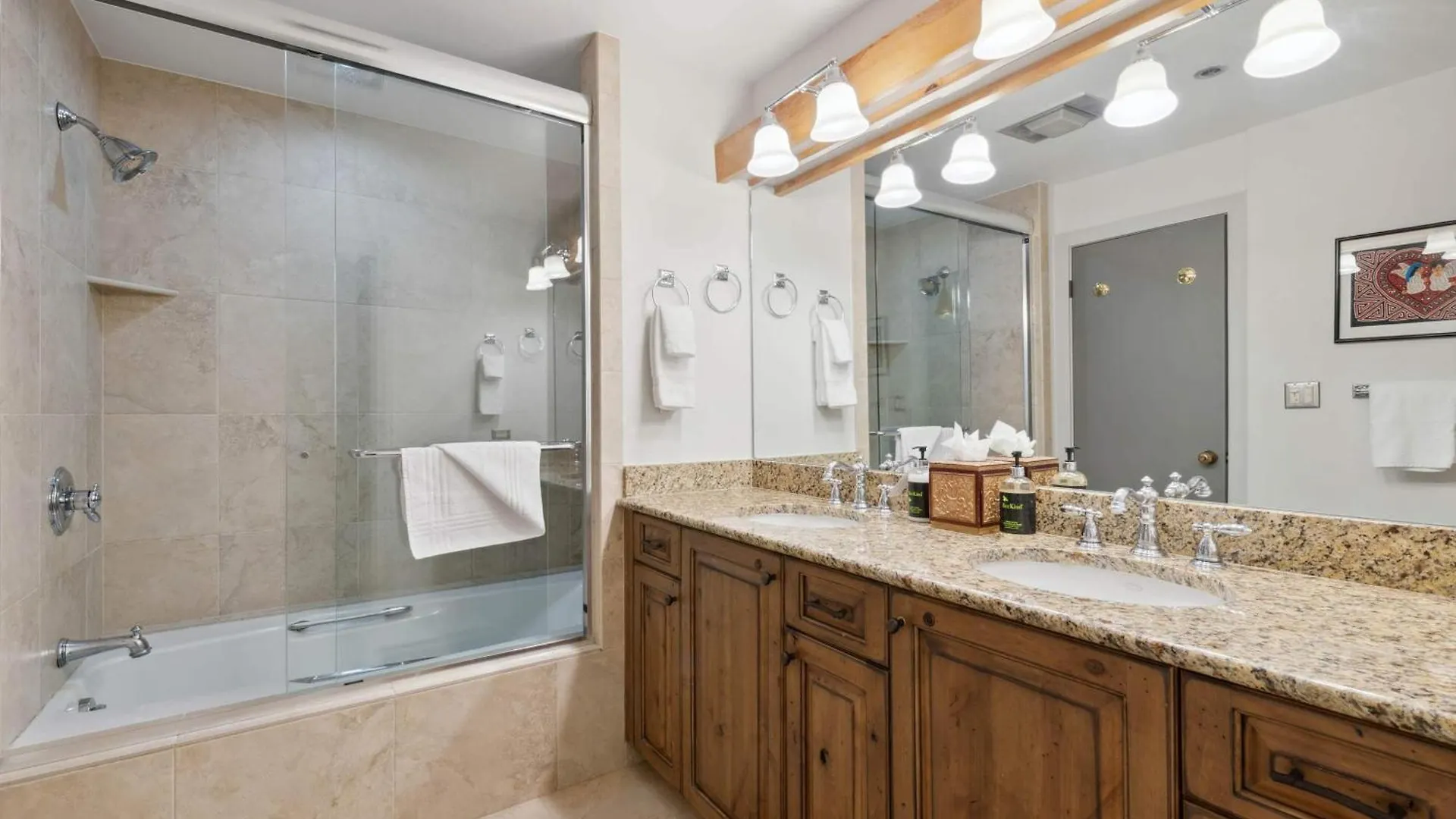 Kiva 329 By East West Hospitality Apartment