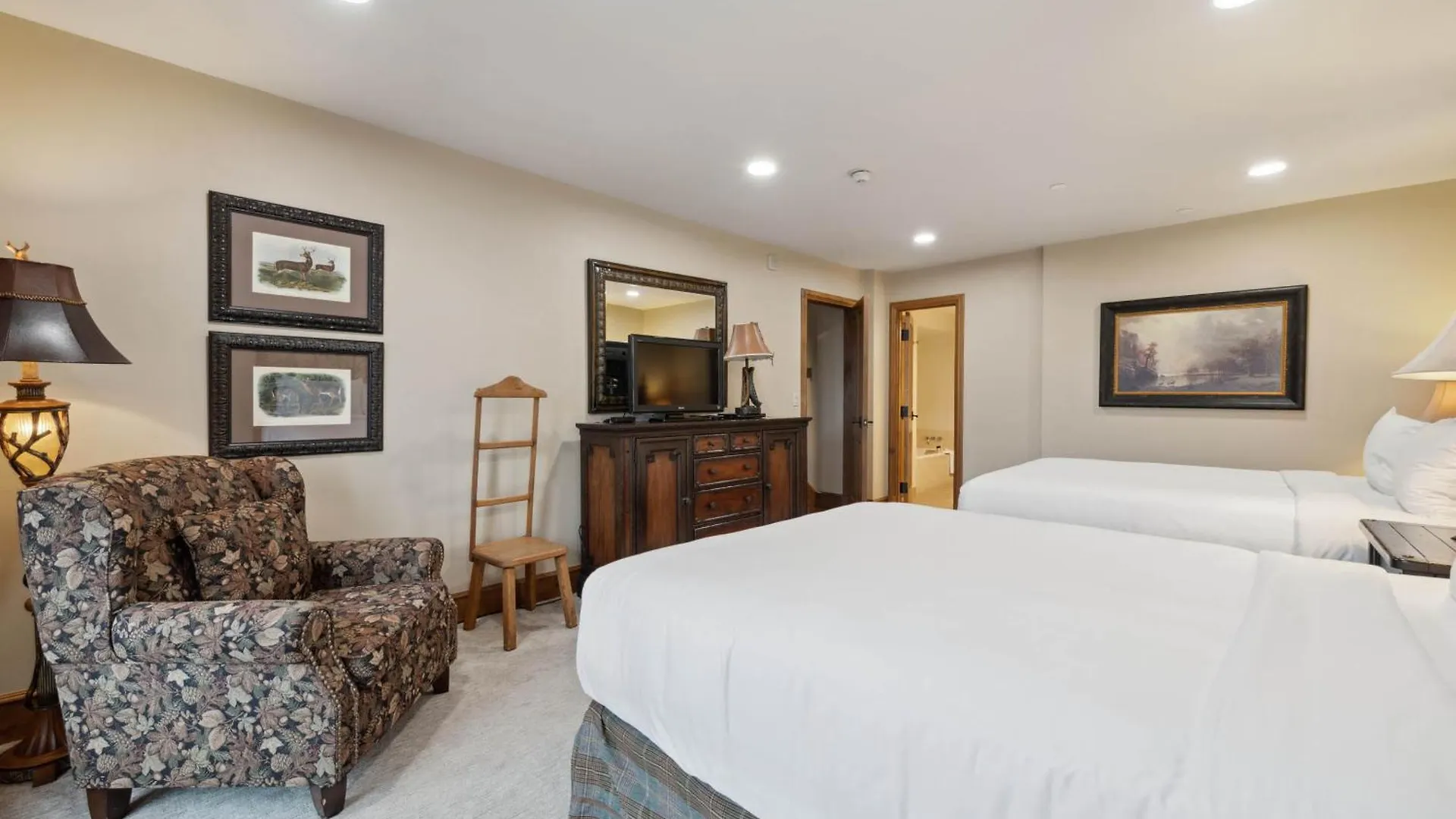 Apartment Hyatt 01 By East West Hospitality