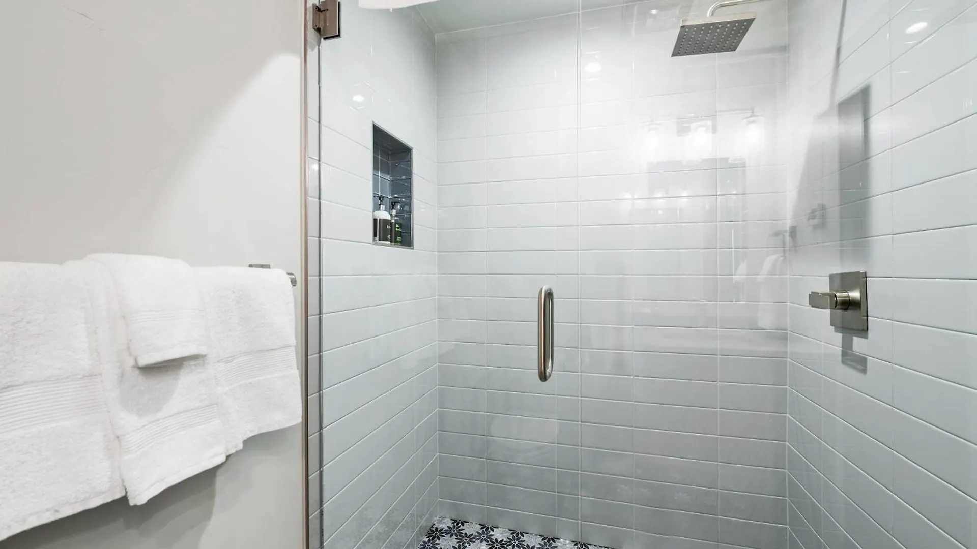 Kiva 125 By East West Hospitality * Beaver Creek