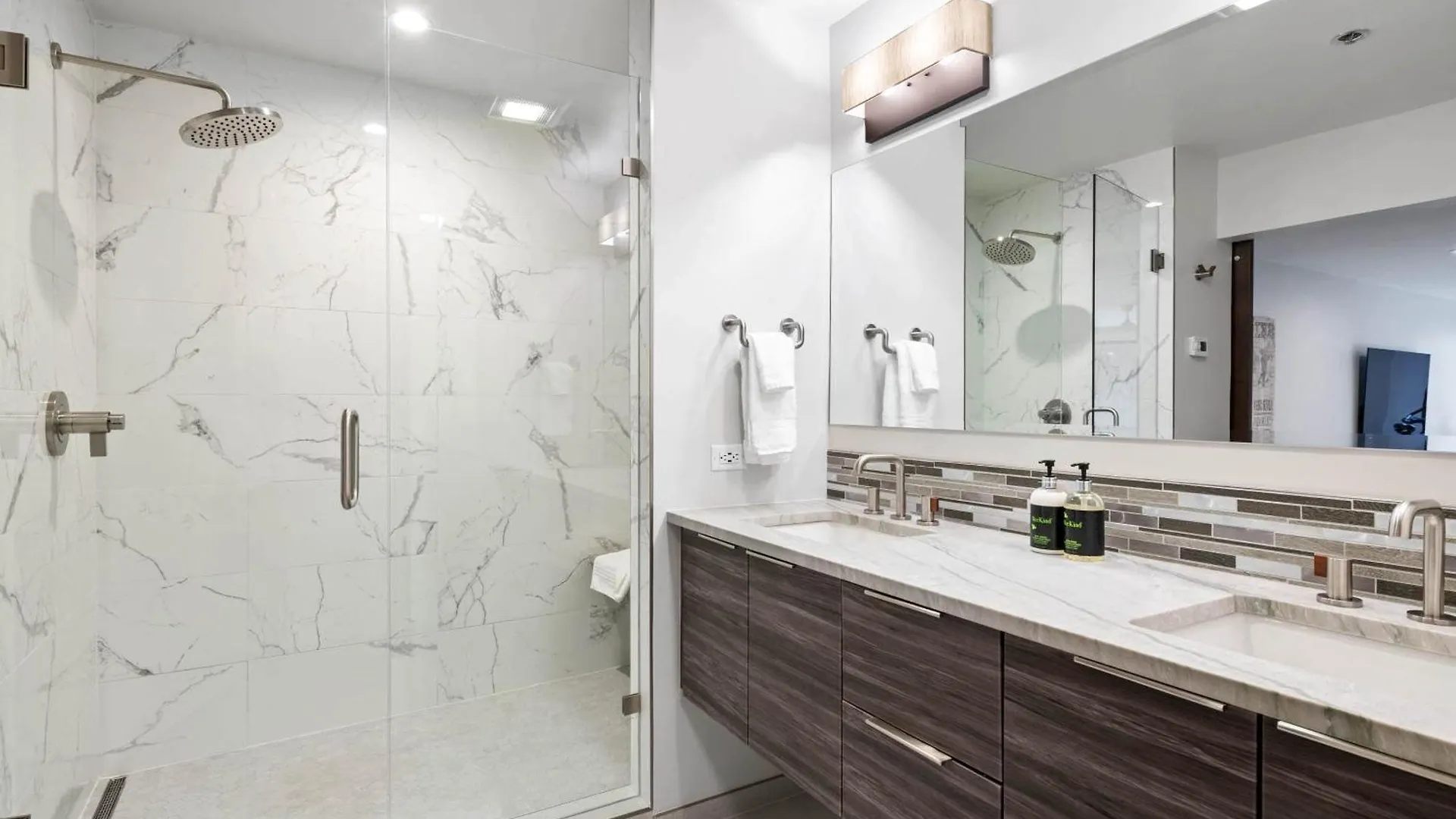 Kiva 125 By East West Hospitality Apartment *