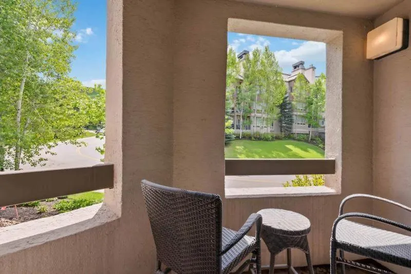 Kiva 123 By East West Hospitality * Beaver Creek