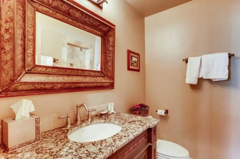 Apartment Highlands Westview 102 By East West Hospitality *